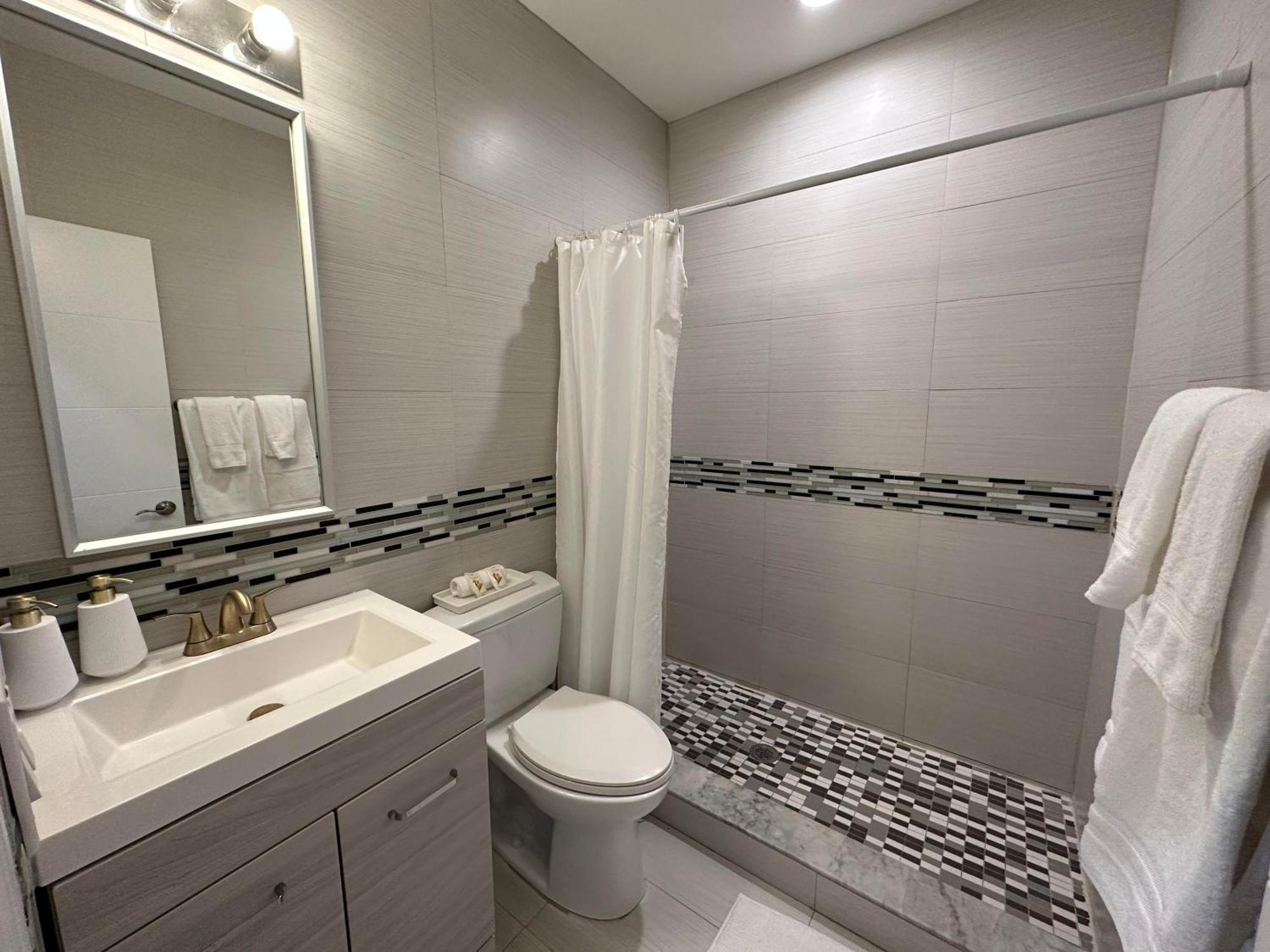 The Pearl Beachside Apartments On Hollywood Beach ภายนอก รูปภาพ